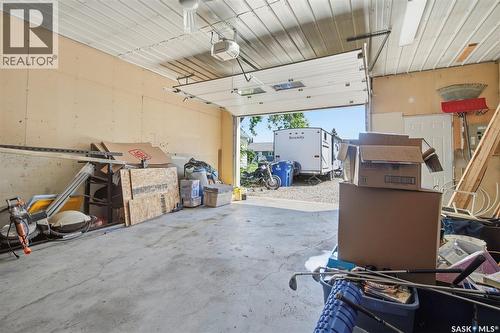 312 3Rd Street W, Warman, SK - Indoor Photo Showing Garage