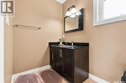 18 118 Hampton Circle, Saskatoon, SK - Indoor Photo Showing Bathroom