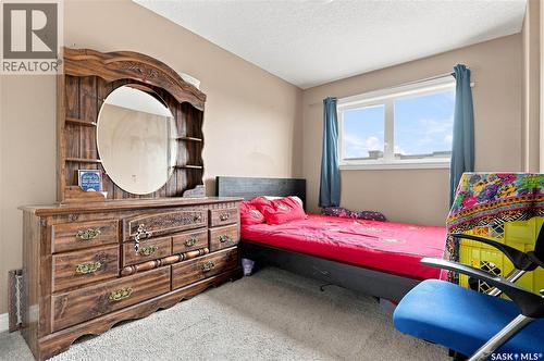 18 118 Hampton Circle, Saskatoon, SK - Indoor Photo Showing Bedroom