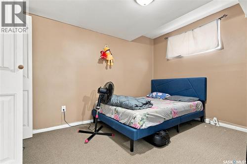 18 118 Hampton Circle, Saskatoon, SK - Indoor Photo Showing Bedroom