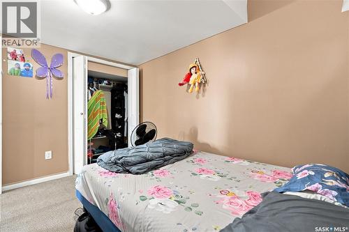 18 118 Hampton Circle, Saskatoon, SK - Indoor Photo Showing Bedroom