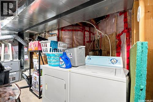 18 118 Hampton Circle, Saskatoon, SK - Indoor Photo Showing Laundry Room