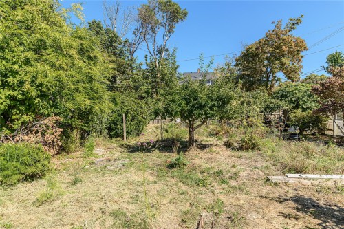 9899 Maple St, Chemainus, BC 