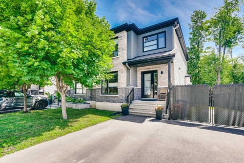 32 Rue Jacques-Joubert  Gatineau (Buckingham), QC J8L 0Y5
