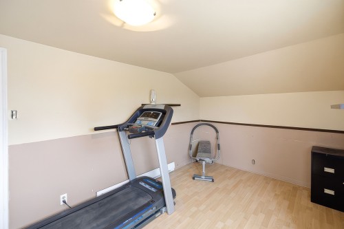 Chambre à coucher - 288 Rue Galipeau, Thurso, QC - Indoor Photo Showing Gym Room
