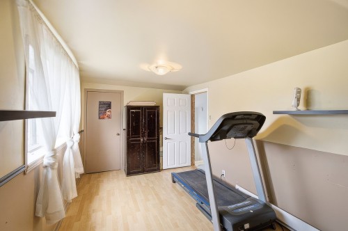 Chambre à coucher - 288 Rue Galipeau, Thurso, QC - Indoor Photo Showing Gym Room