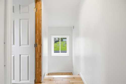 Corridor - 288 Rue Galipeau, Thurso, QC - Indoor Photo Showing Other Room