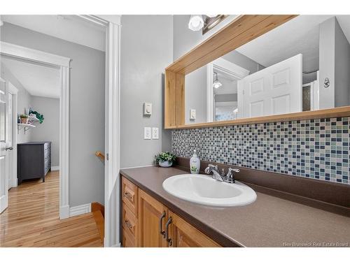 17 Zoel St, Dieppe, NB 