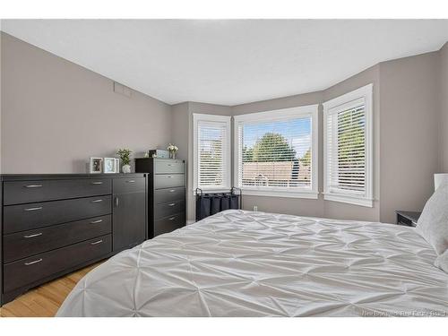 17 Zoel St, Dieppe, NB 