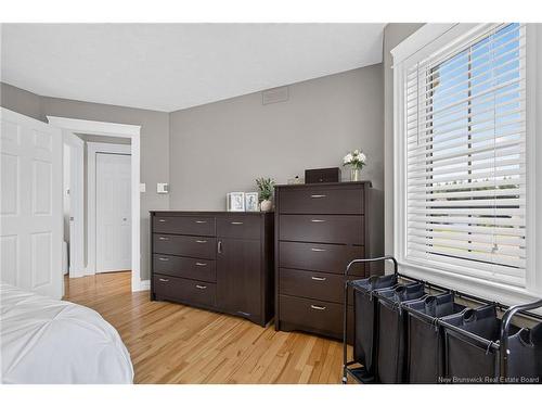 17 Zoel St, Dieppe, NB 