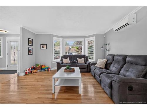 17 Zoel St, Dieppe, NB 