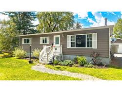 73 Hawthorne ST Saint Stephen, NB E3L 1W7