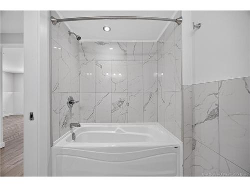 880 Glengarry Pl, Fredericton, NB 