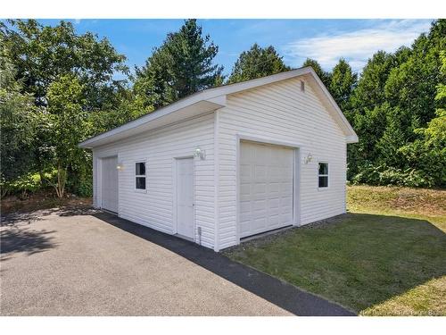 880 Glengarry Pl, Fredericton, NB 