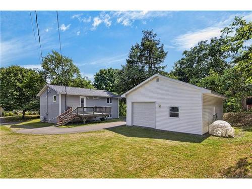 880 Glengarry Pl, Fredericton, NB 
