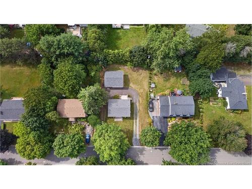 880 Glengarry Pl, Fredericton, NB 