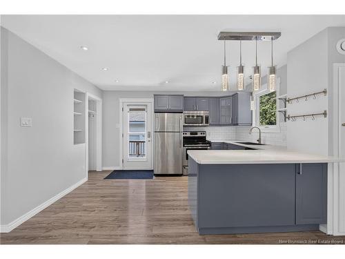 880 Glengarry Pl, Fredericton, NB 