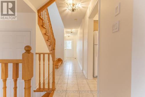Main Floor Hallway - 28 Opera Place, Vaughan, ON 