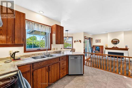 390 Eldon Street S, Goderich (Goderich (Town)), ON - Indoor Photo Showing Kitchen With Fireplace With Double Sink