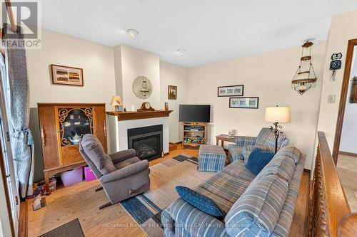 390 Eldon Street S, Goderich (Goderich (Town)), ON - Indoor Photo Showing Living Room With Fireplace