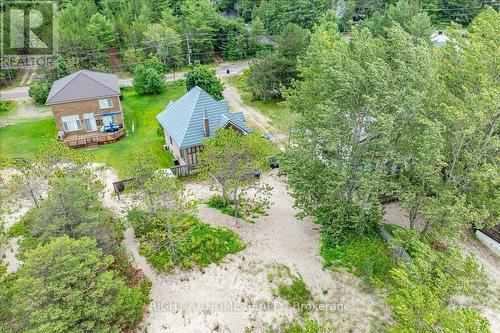 12 James Street, Tiny, ON - Outdoor
