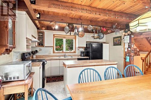12 James Street, Tiny, ON - Indoor
