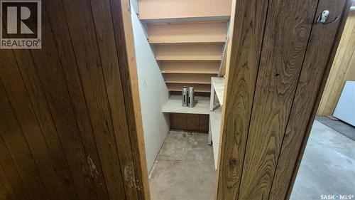 1715 Fleet Street, Regina, SK - Indoor