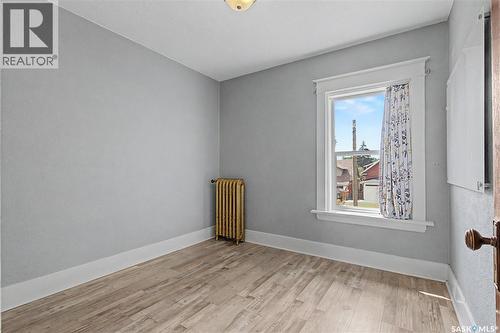 1037 Chestnut Avenue, Moose Jaw, SK - Indoor Photo Showing Other Room
