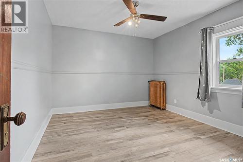 1037 Chestnut Avenue, Moose Jaw, SK - Indoor Photo Showing Other Room