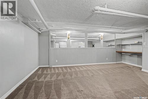 1037 Chestnut Avenue, Moose Jaw, SK - Indoor