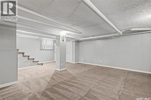 1037 Chestnut Avenue, Moose Jaw, SK - Indoor