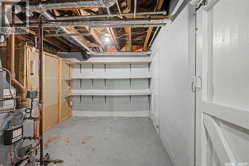 1037 Chestnut Avenue, Moose Jaw, SK - Indoor Photo Showing Basement