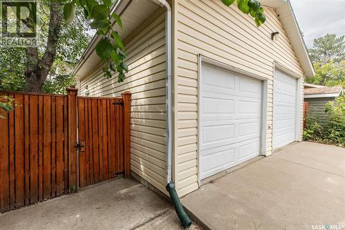 1037 Chestnut Avenue, Moose Jaw, SK - Outdoor With Exterior