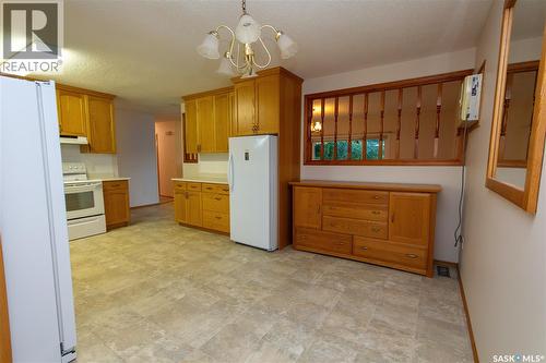 141 19Th Street, Battleford, SK - Indoor Photo Showing Kitchen