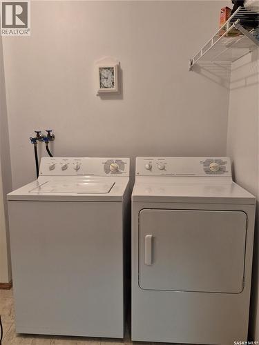 102 3220 33Rd Street W, Saskatoon, SK - Indoor Photo Showing Laundry Room