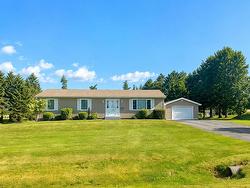 15 PHILLIPS Avenue  Summerside, PE C1N 4L2