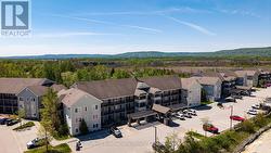 302 - 6 BRANDY LANE Collingwood, ON L9Y 0X4