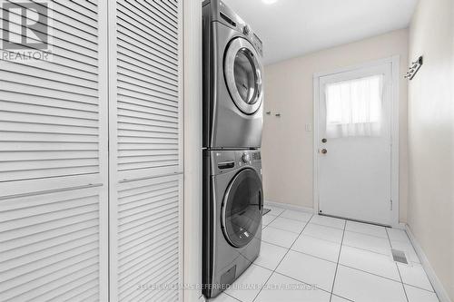 7 Chipstead Road, Toronto, ON - Indoor Photo Showing Laundry Room
