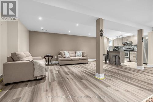 7 Chipstead Road, Toronto, ON - Indoor