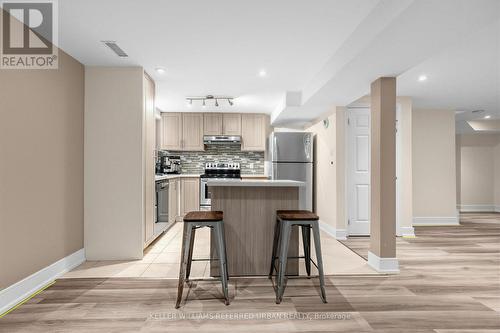 7 Chipstead Road, Toronto, ON - Indoor Photo Showing Kitchen