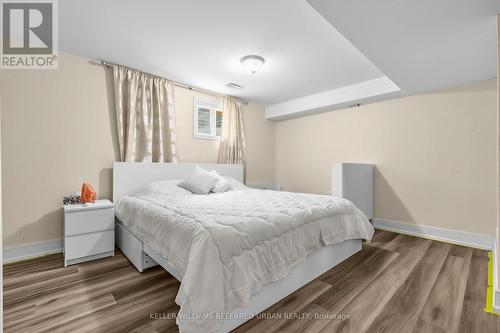 7 Chipstead Road, Toronto, ON - Indoor Photo Showing Bedroom