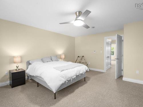 31 Sagewood Lane, Halifax, NS - Indoor Photo Showing Bedroom
