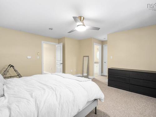31 Sagewood Lane, Halifax, NS - Indoor Photo Showing Bedroom