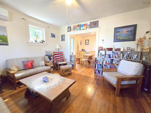 35 Maple Street, Springhill, NS 