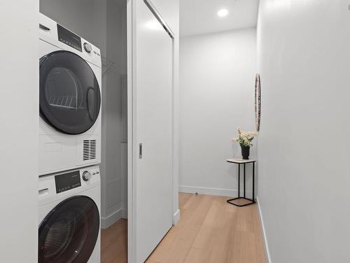 208 5511 Bilby St Street, Halifax, NS - Indoor Photo Showing Laundry Room