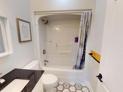 29 Bedwin Drive, Georges River, NS - Indoor Photo Showing Bathroom