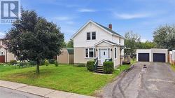 8 McNevin Street Copper Cliff, ON P0M 1N0