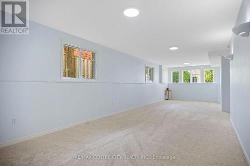 52 Donker Drive, St. Thomas, ON - Indoor Photo Showing Other Room