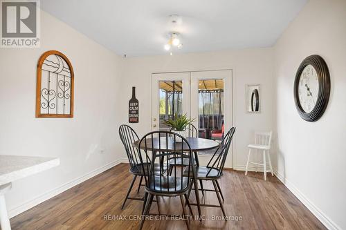 52 Donker Drive, St. Thomas, ON - Indoor Photo Showing Dining Room