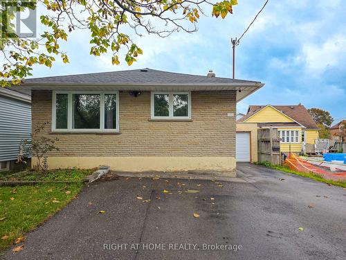 LOWER - 708 CARNEGIE AVENUE , Oshawa, Ontario L1G 4R6 2